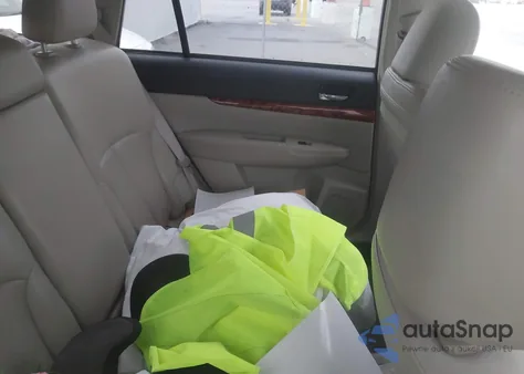 2011 Subaru Outback 2.5I Limited from USA, damaged, VIN 4S4BRCKC7B3398201